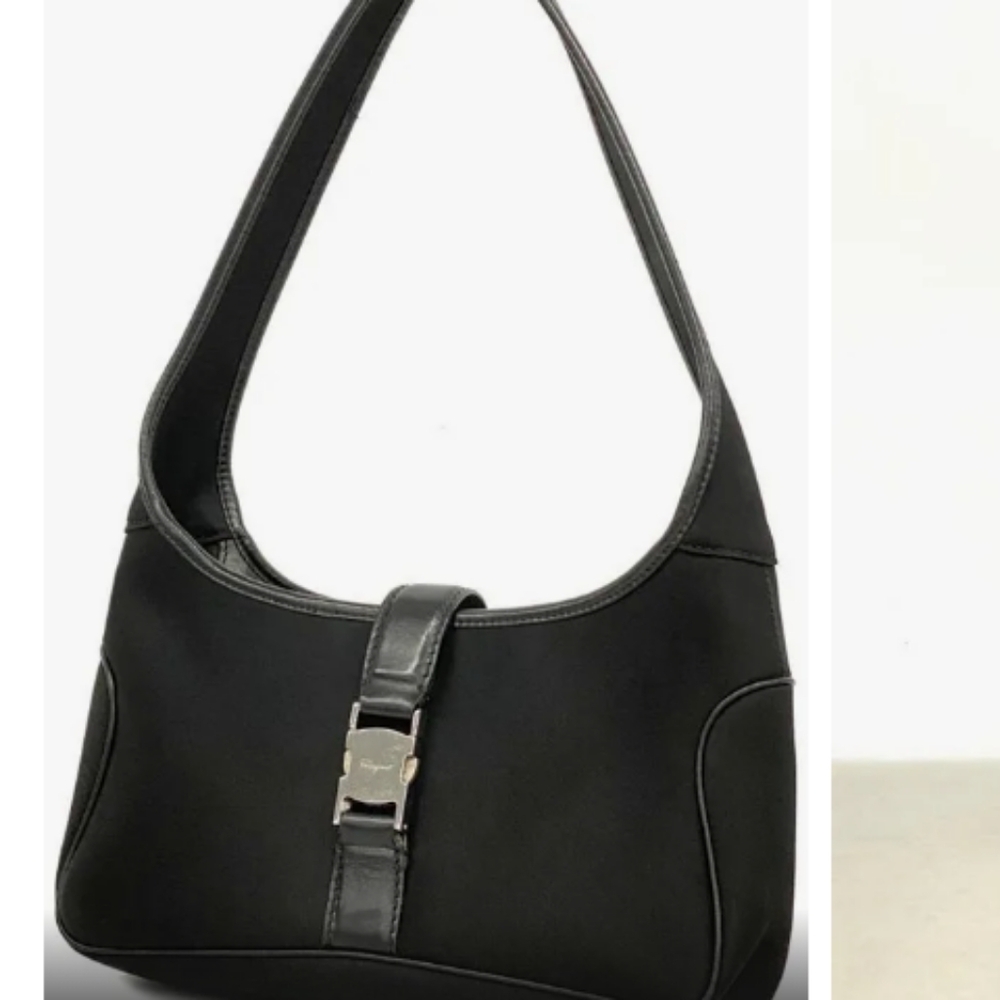 Salvatore Ferragamo Vera bag in excellent condition